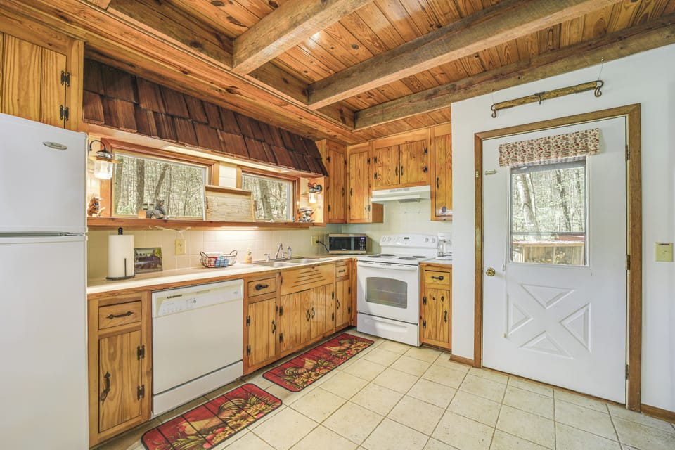 Kitchen | Fully Equipped | Cooking Basics | Drip Coffee Maker