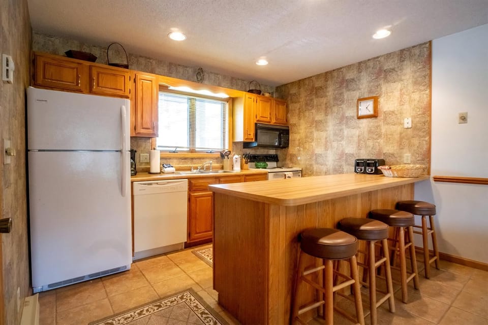 Main Level Kitchen