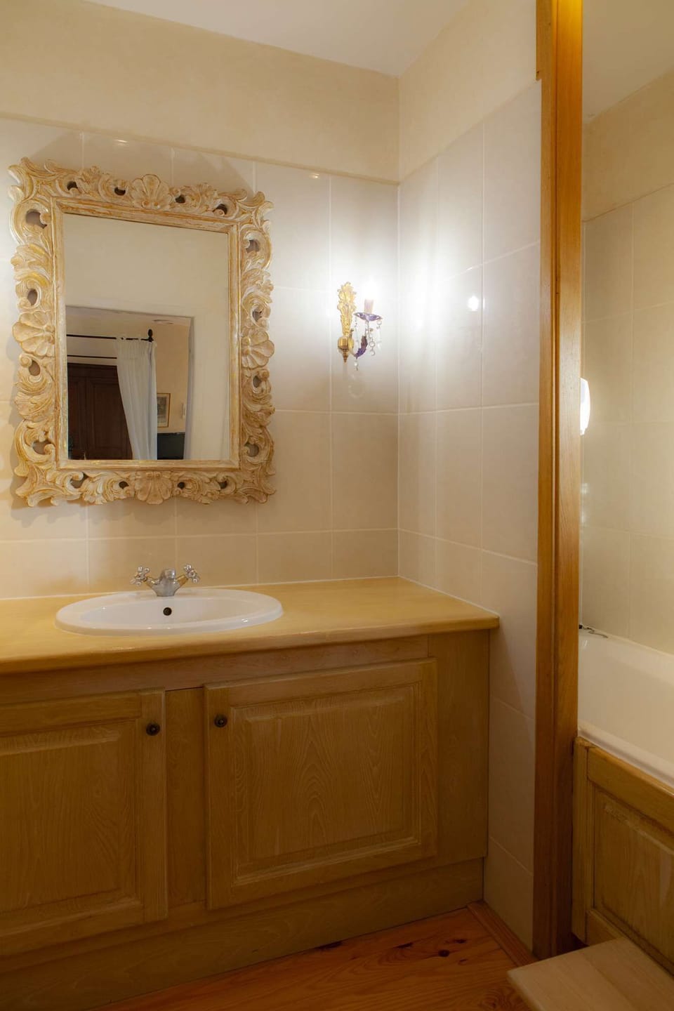 Deluxe Double Room (Reine Victoria) | Bathroom sink