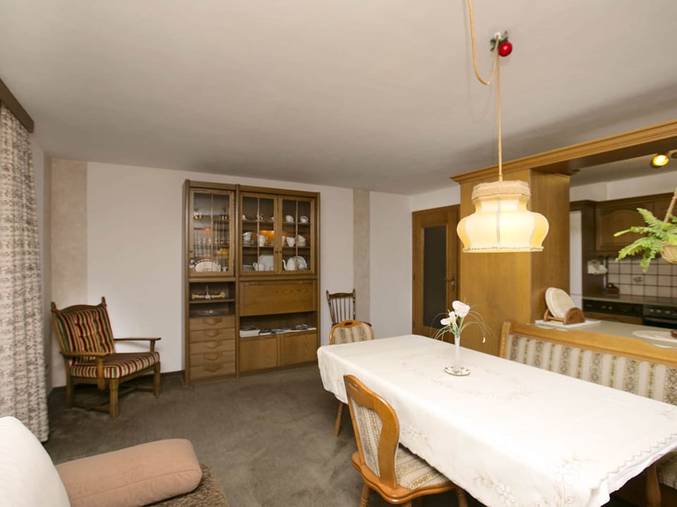 Apartment | Dining