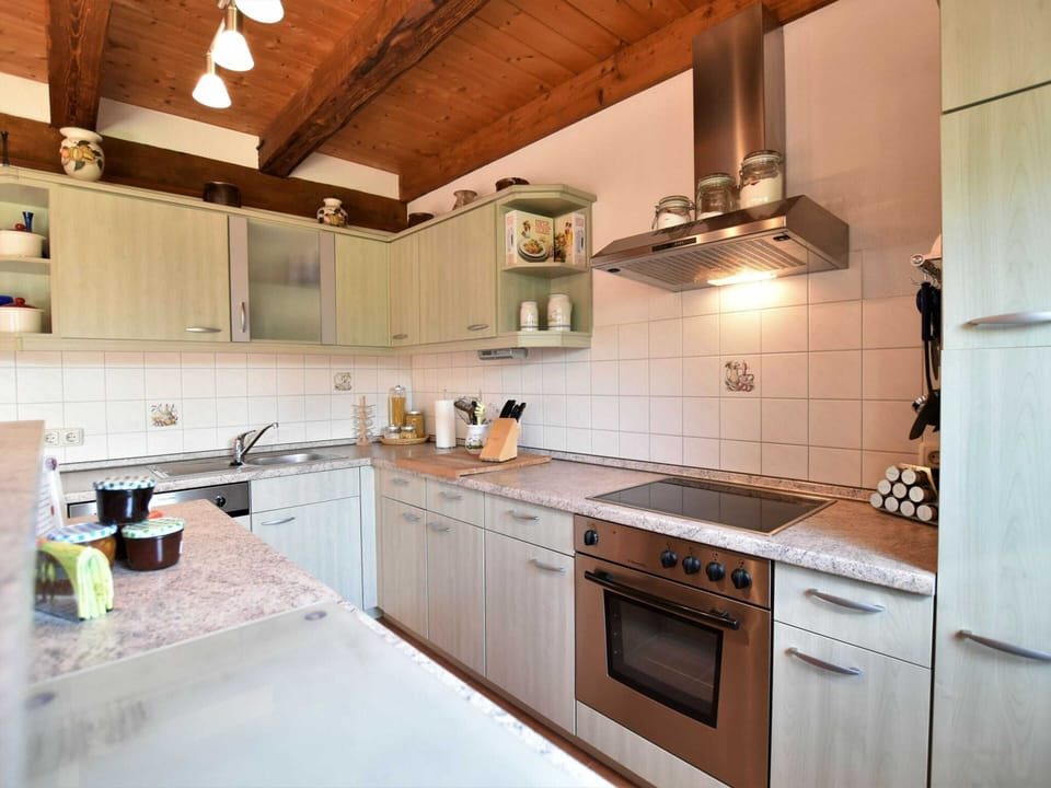 House | Private kitchen | Highchair