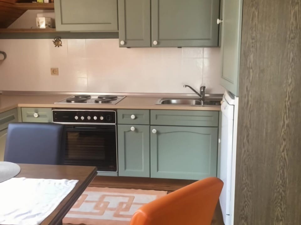 House | Private kitchen | Highchair