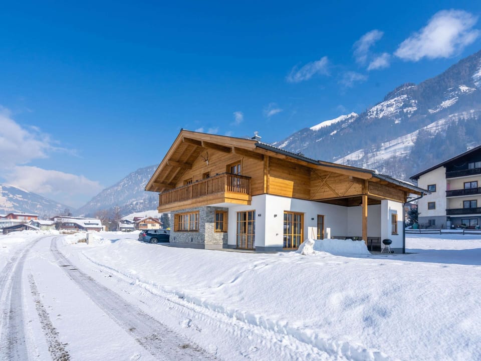 Chalet | Exterior