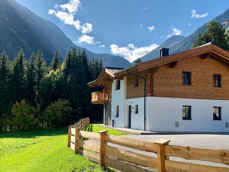 Chalet | Exterior