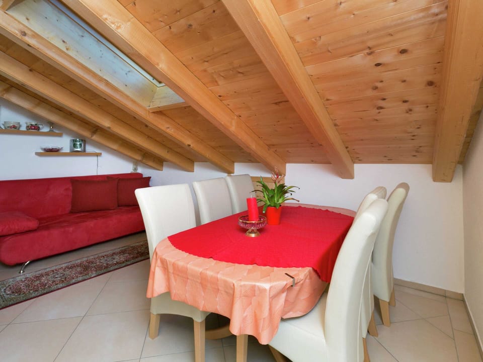 Apartment | Dining