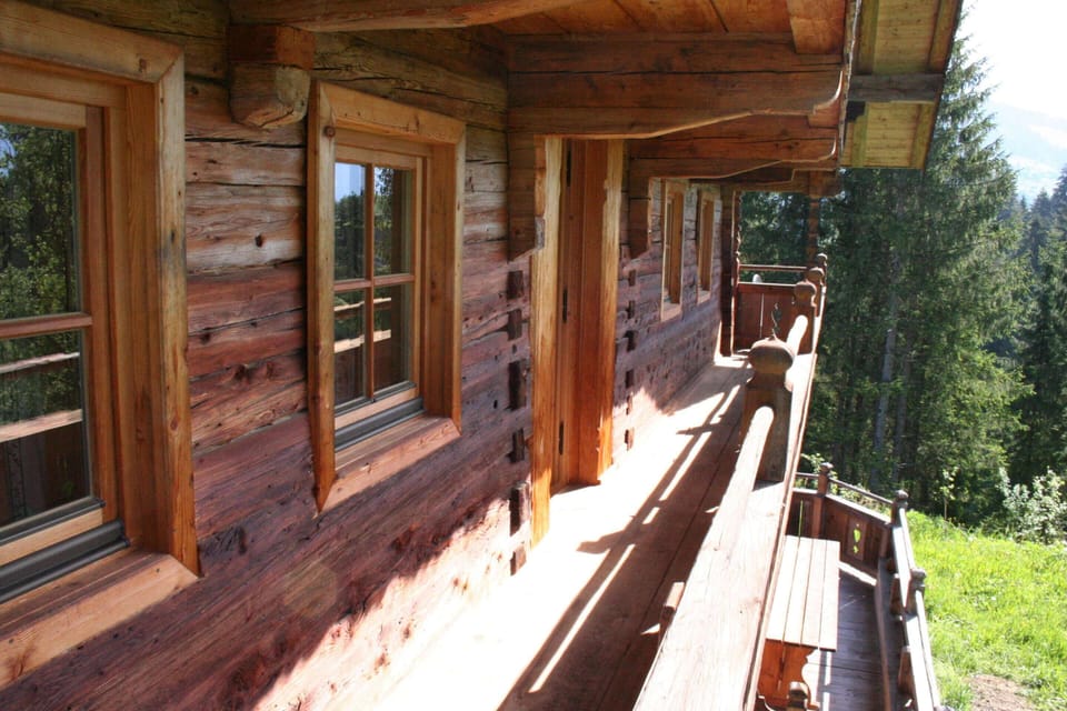 House | Balcony