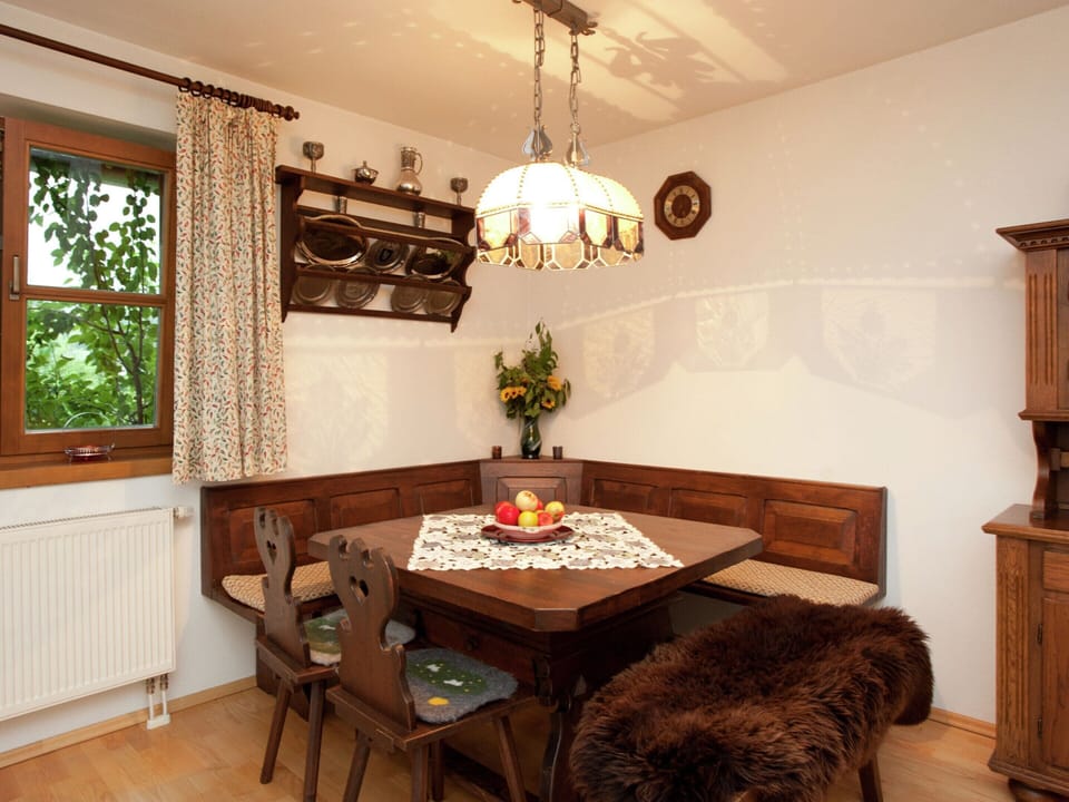 Apartment | Dining