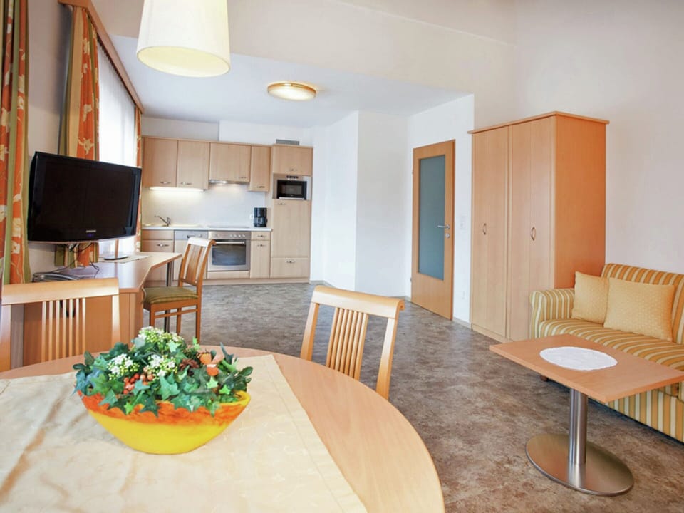 Apartment | Dining