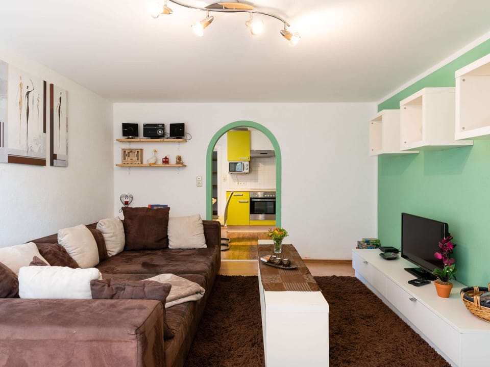 Apartment | Living area | TV