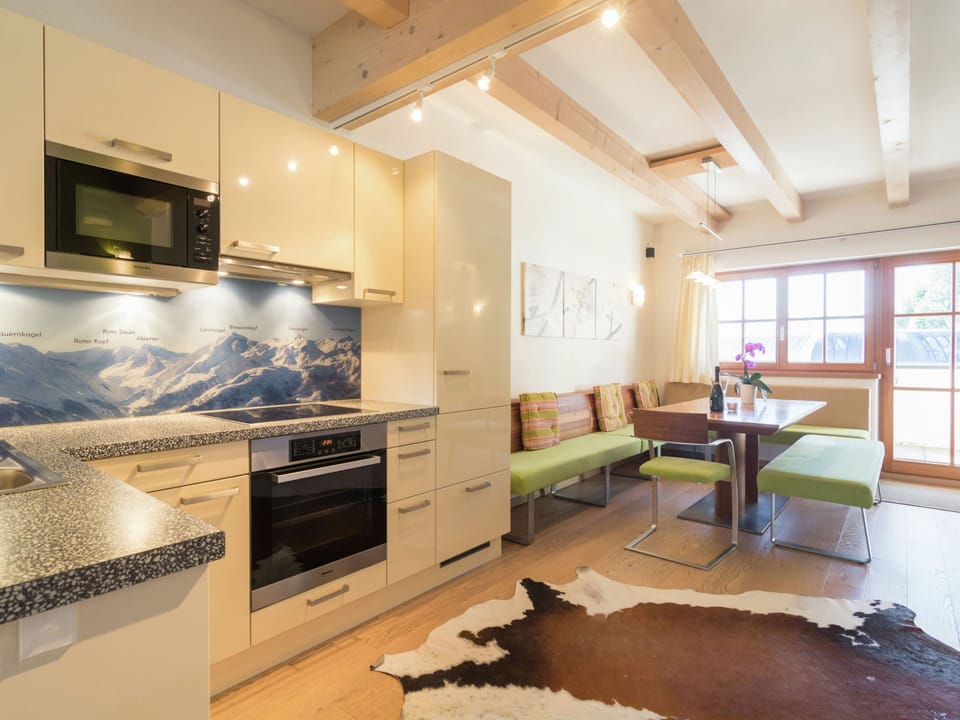 Apartment | Private kitchen | Highchair
