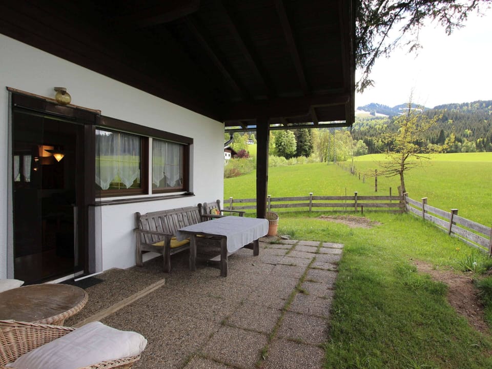 House | Balcony