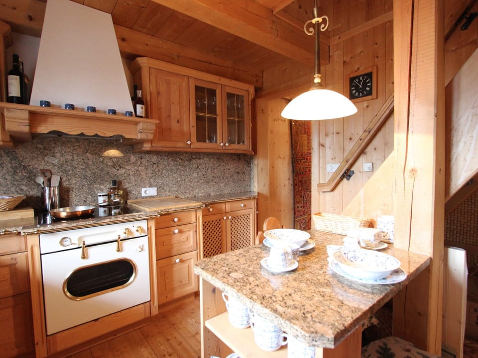 Chalet | Private kitchen | Highchair