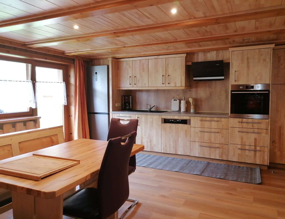 Apartment | Private kitchen | Highchair