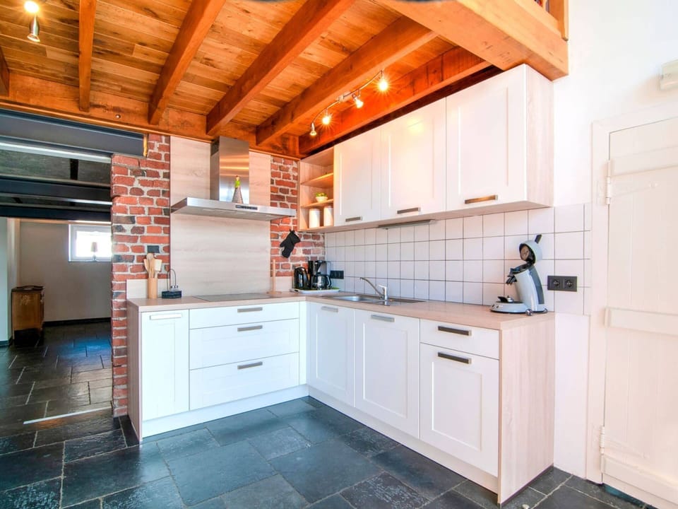 House | Private kitchen | Highchair