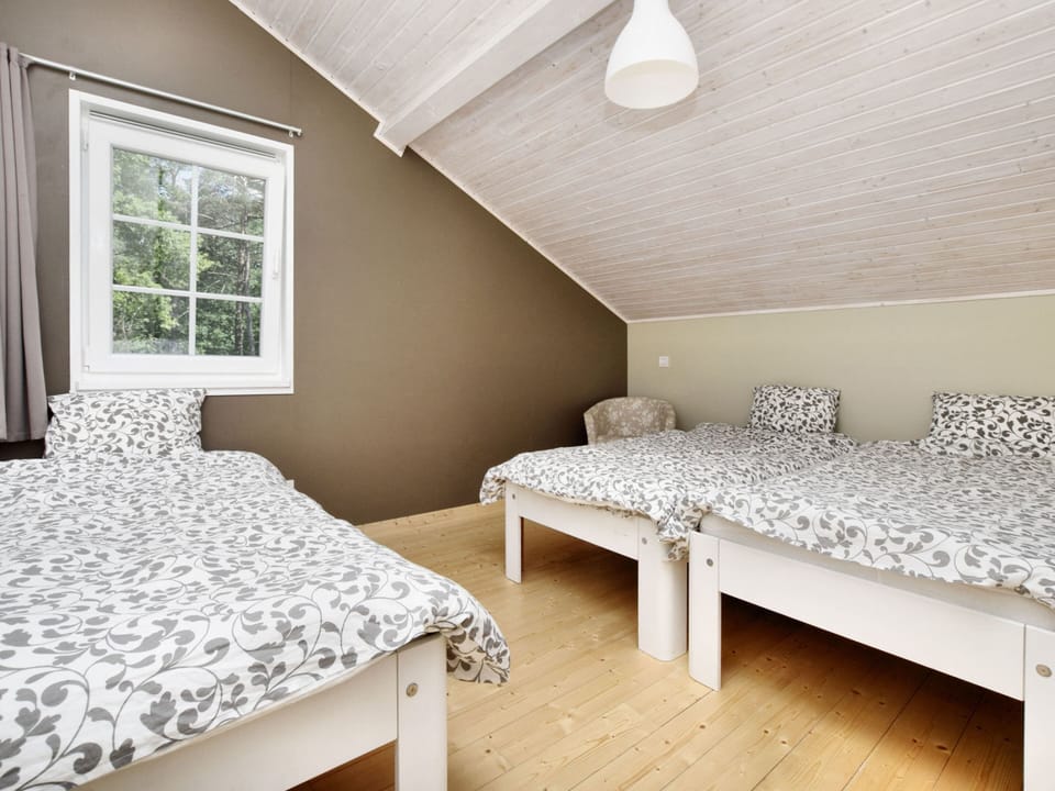 Chalet | 5 bedrooms, individually furnished