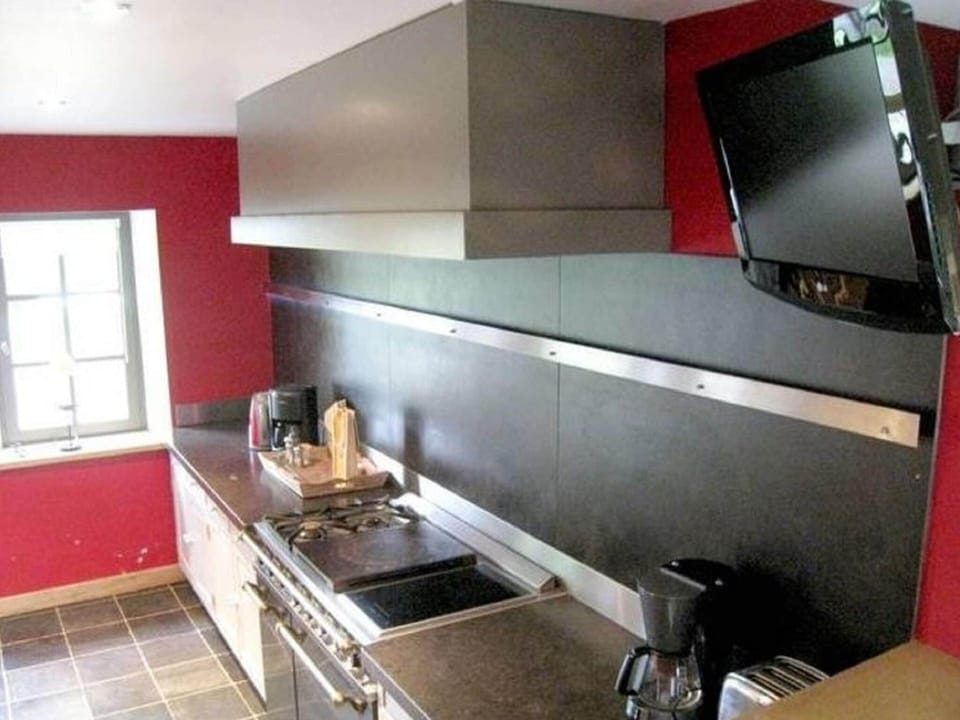 Cottage | Private kitchen | Microwave, dishwasher, highchair