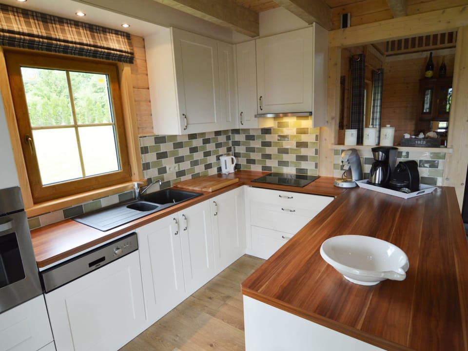 Chalet | Private kitchen | Highchair