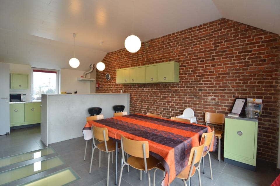 Cottage | Dining