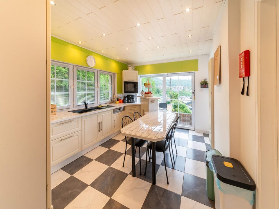 House | Dining