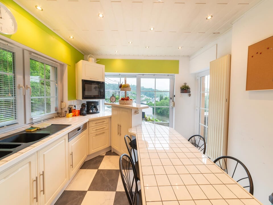 House | Private kitchen | Highchair