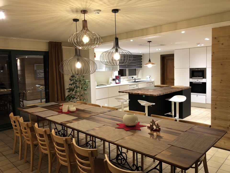 House | Dining