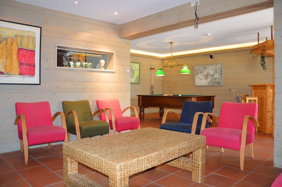 House | Living room | TV