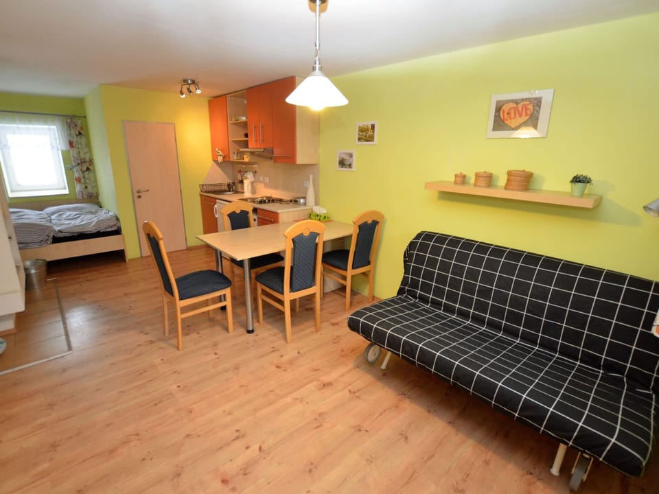 House | Dining