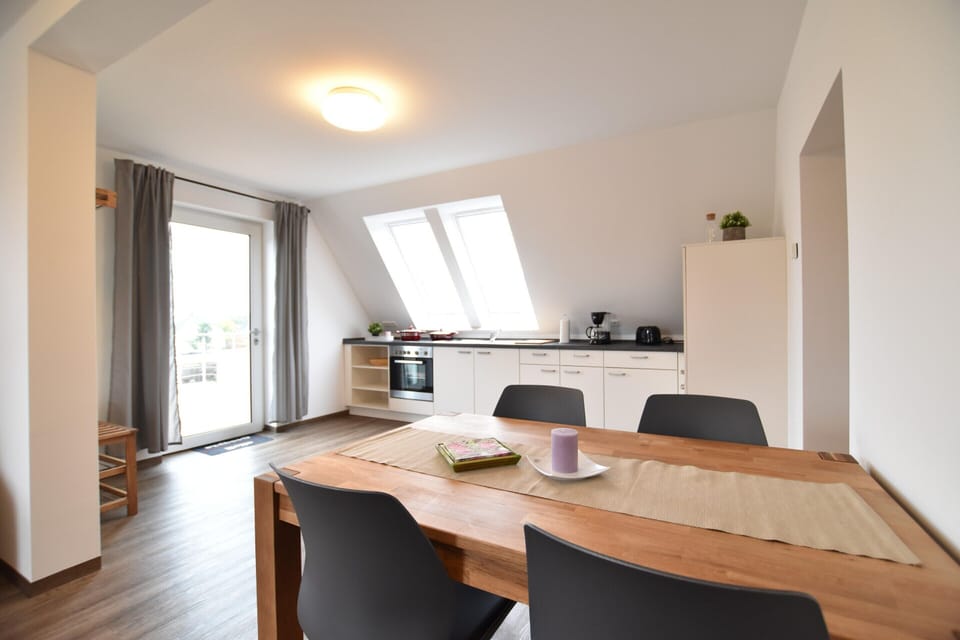 Apartment | Dining
