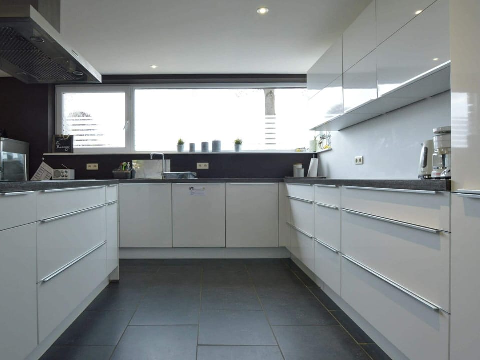 House | Private kitchen | Highchair