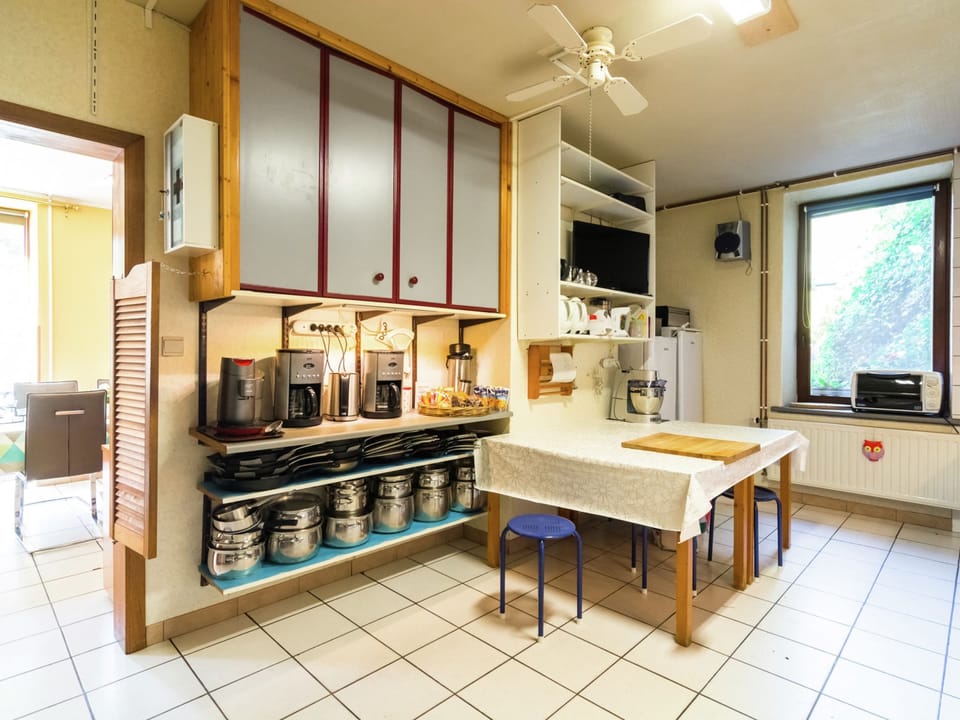 House | Private kitchen | Fridge, highchair