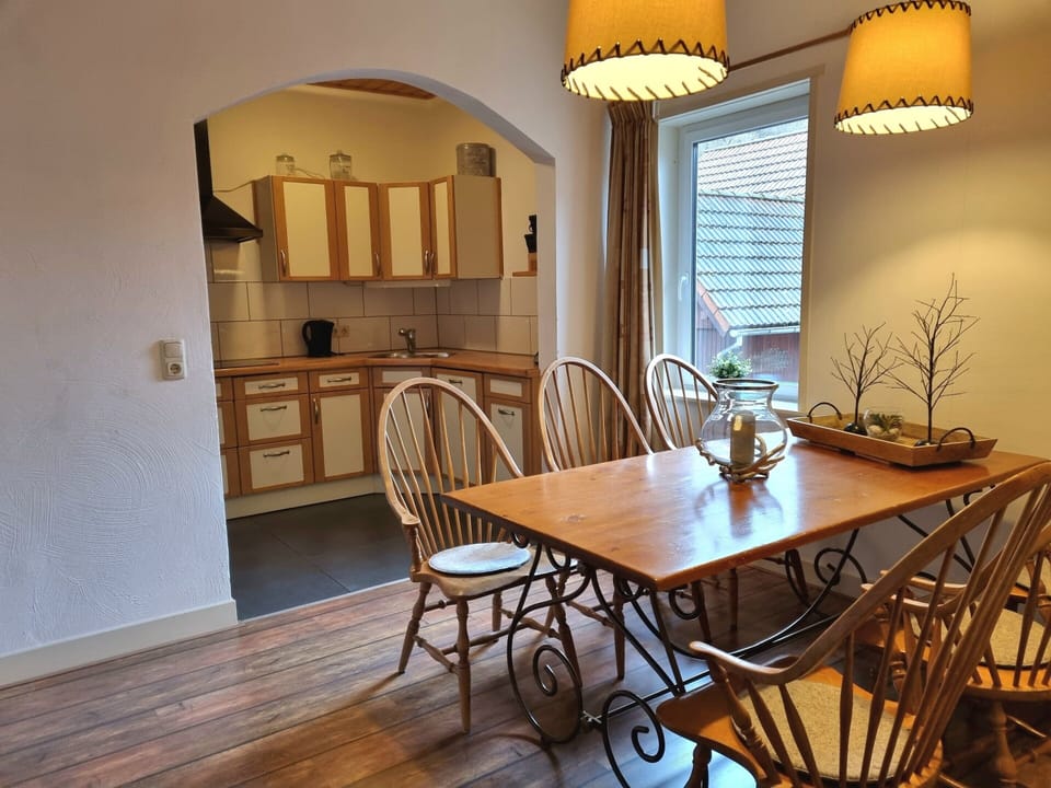 Apartment | Dining