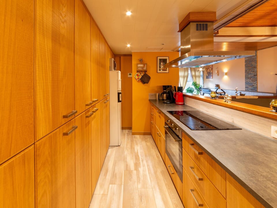 House | Private kitchen | Highchair