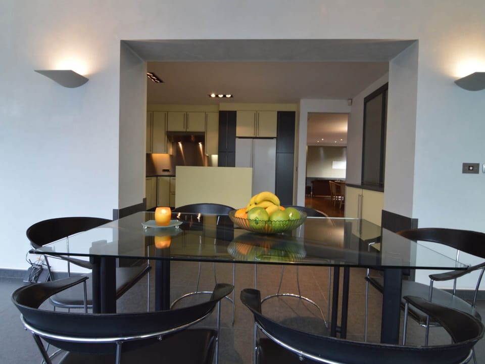Villa | Dining