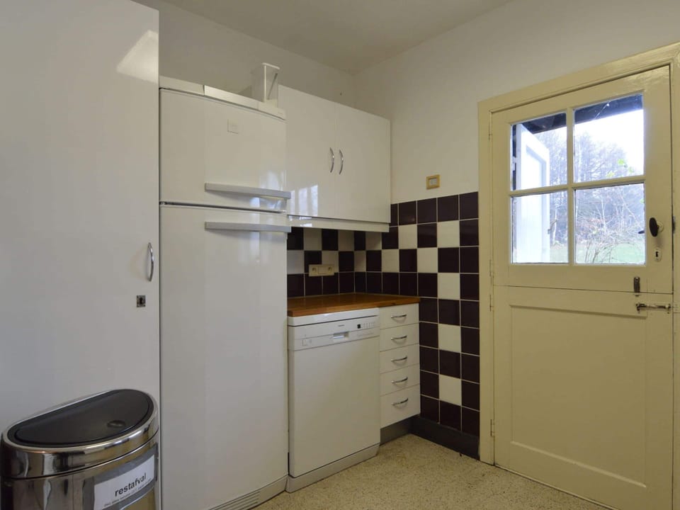 Villa | Private kitchen | Microwave, dishwasher, coffee/tea maker, highchair