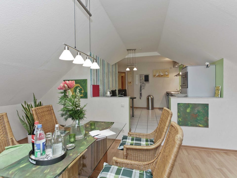 Apartment | Dining