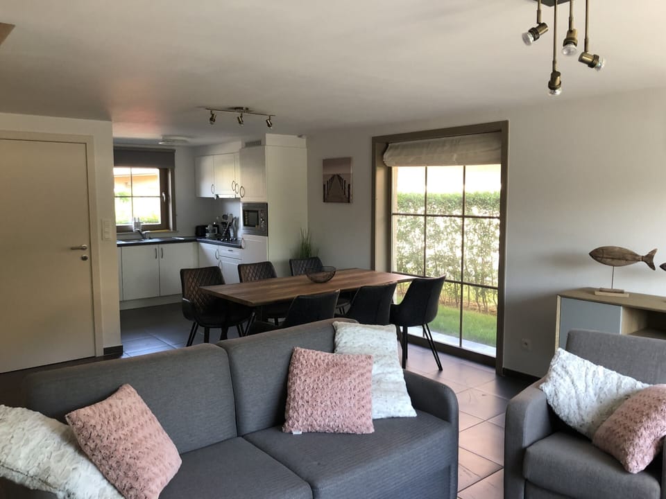 House | Living room