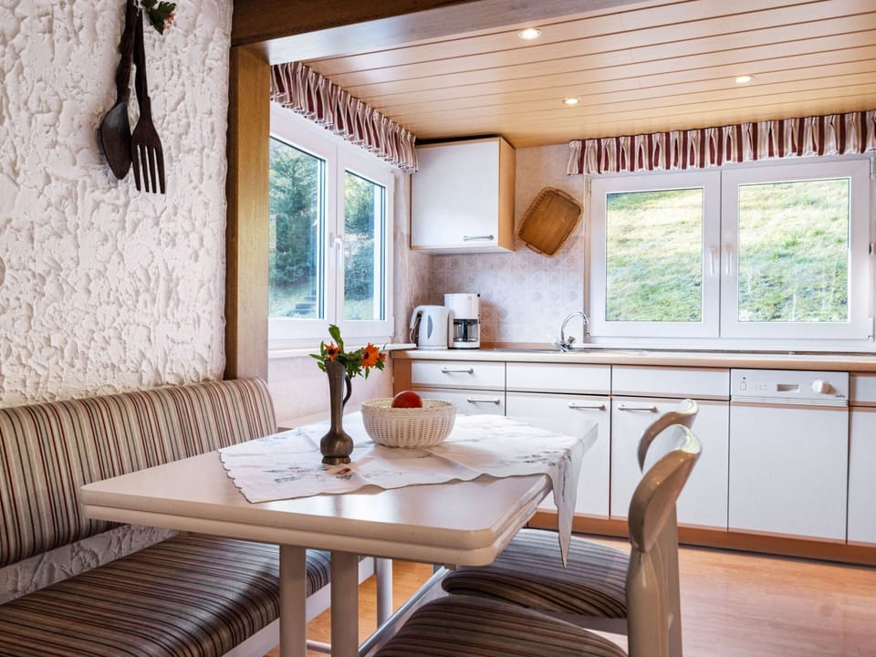 House | Dining
