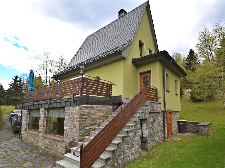 House | Exterior