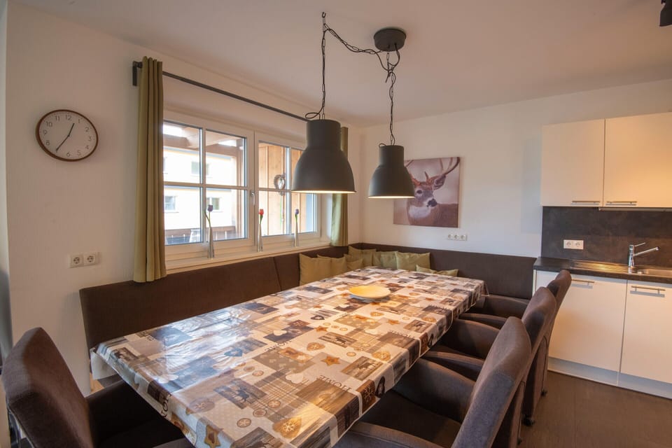 Apartment | Dining
