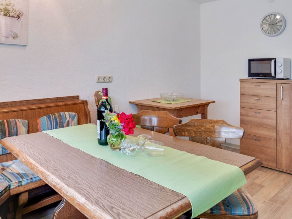 House | Dining