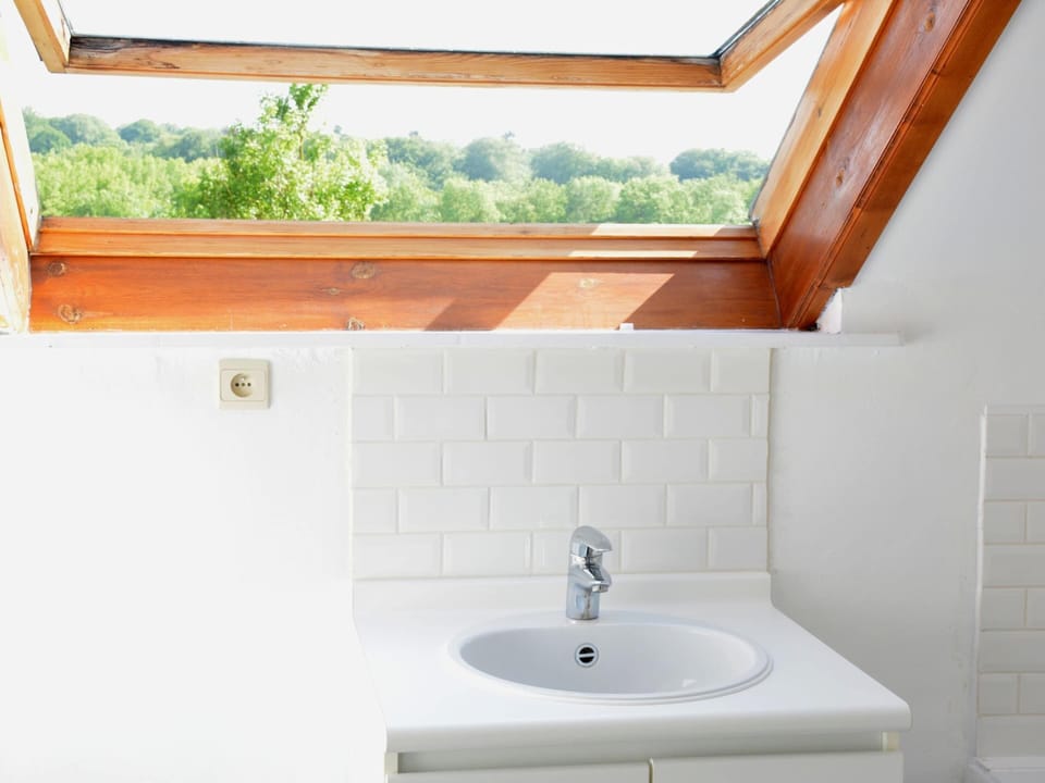 House | Bathroom