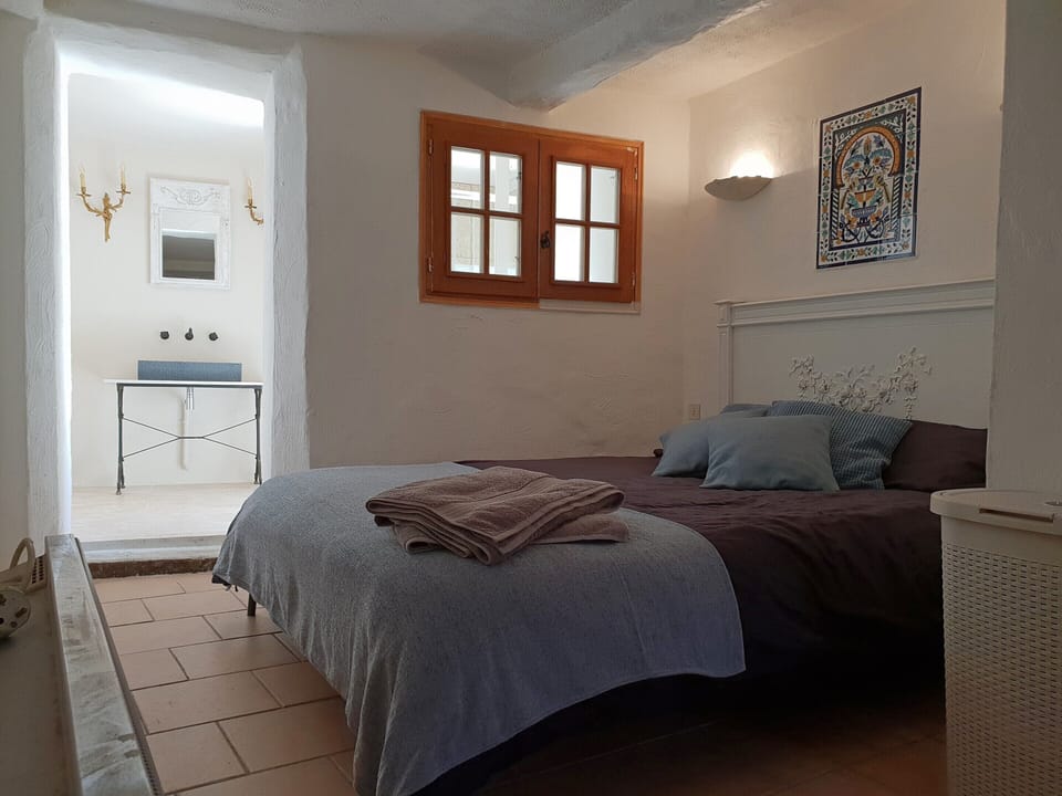 Villa in Meounes-les-montrieux Villa in French Riviera