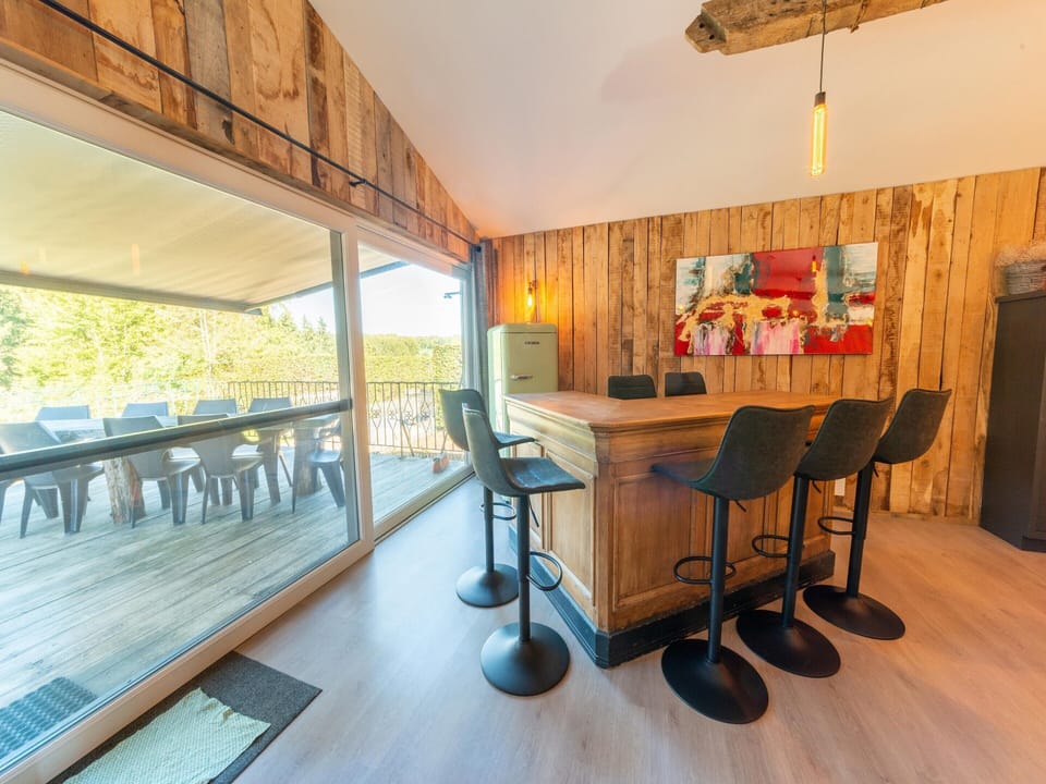 Chalet | Dining