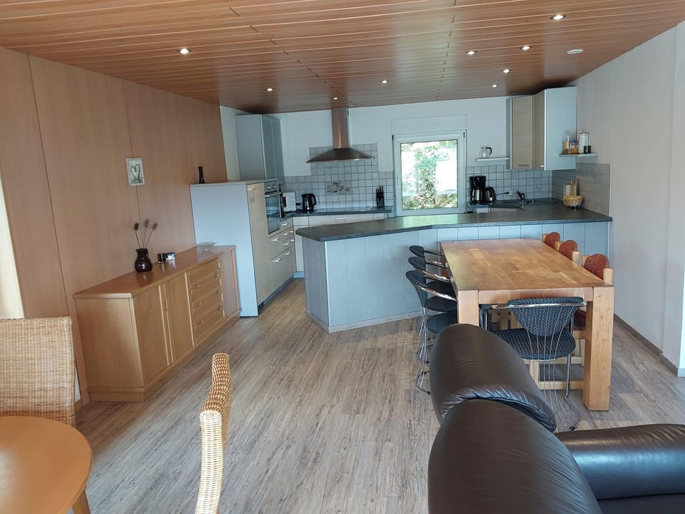 House | Dining