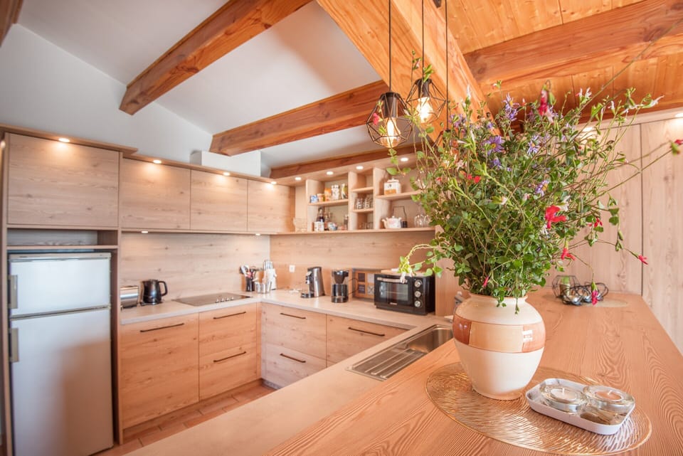 House | Private kitchen | Fridge, coffee/tea maker, highchair