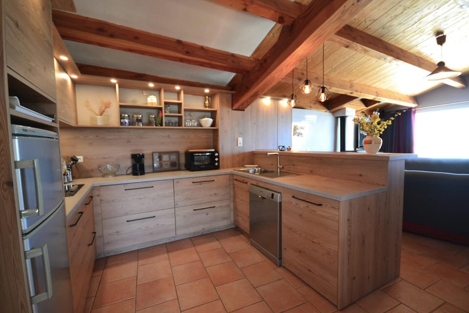 House | Private kitchen | Fridge, coffee/tea maker, highchair