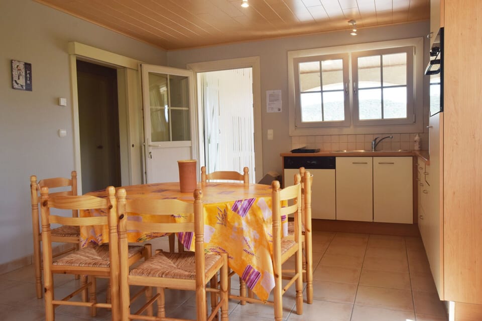 House | Dining