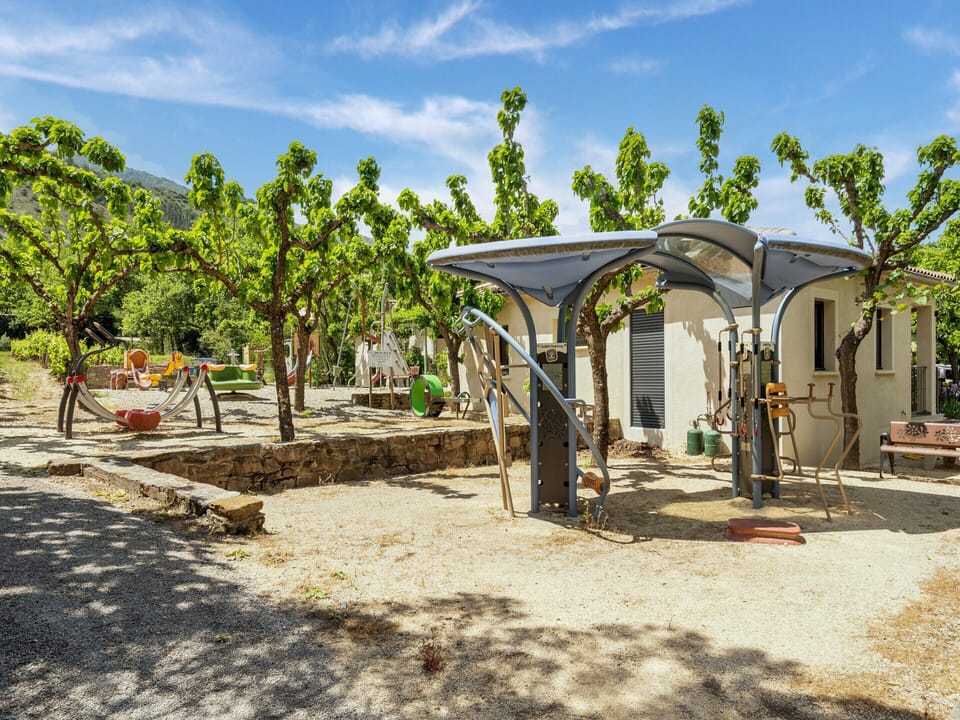 Holiday Home in Les Assions Near Bois de Paiolive House in Auvergne-Rhône-Alpes