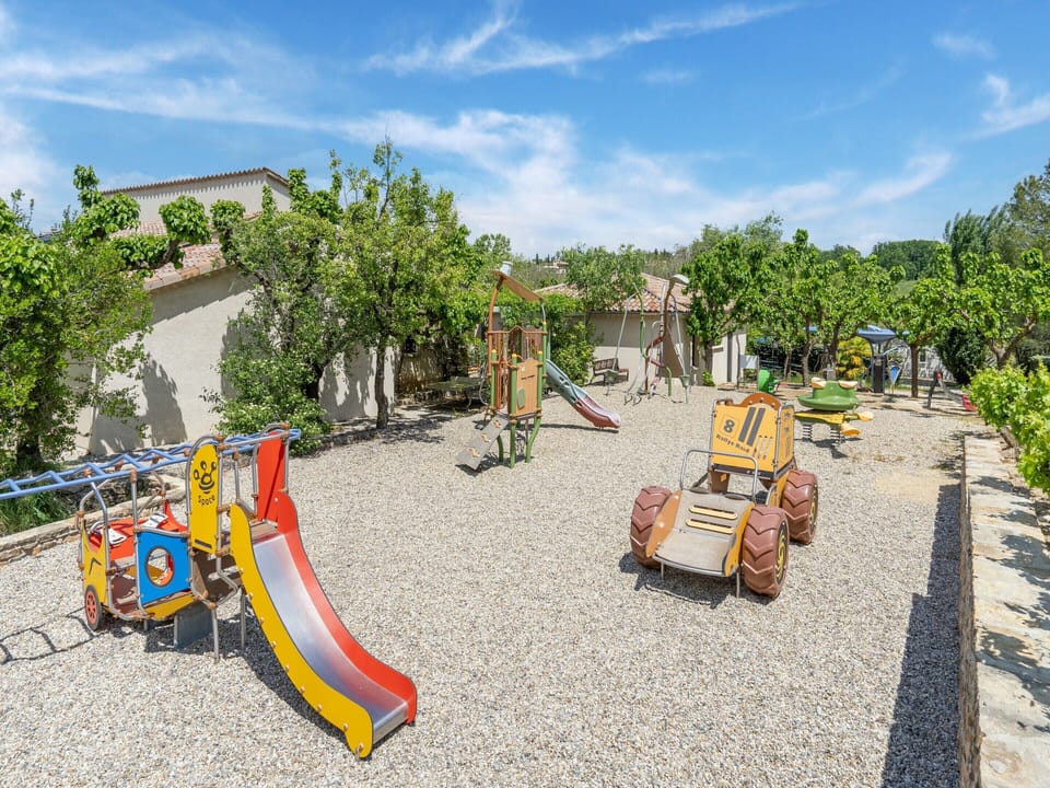 Holiday Home in Les Assions Near Bois de Paiolive House in Auvergne-Rhône-Alpes