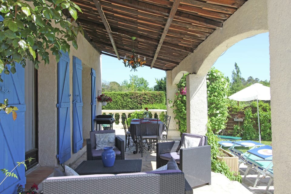 House | Balcony